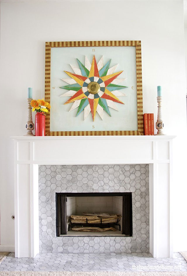 Chimenea decorada, revestida y alicatada con azulejos