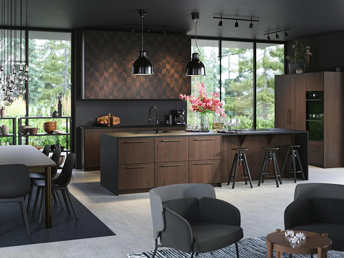 Design of a kitchen open to the living room