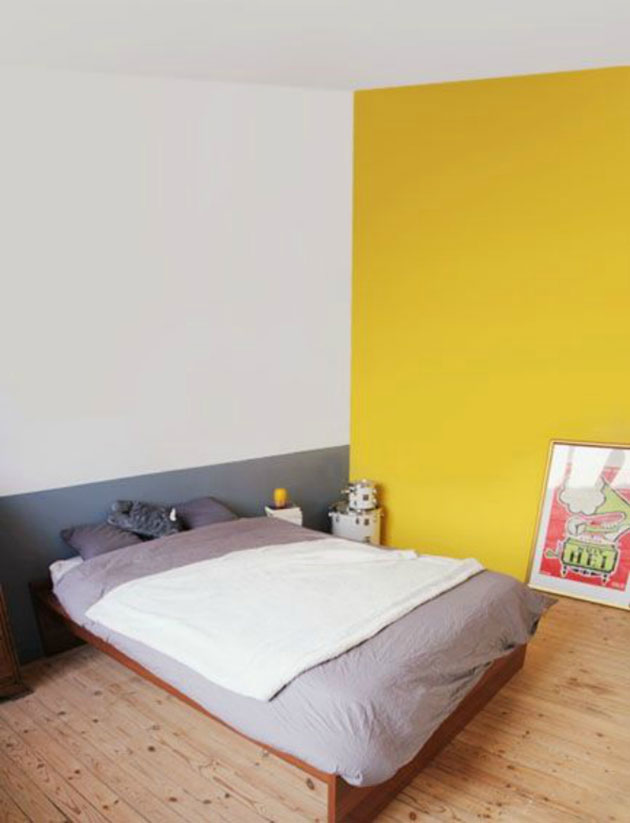 Un dormitorio, cuarto o habitación pintado en gris y amarillo