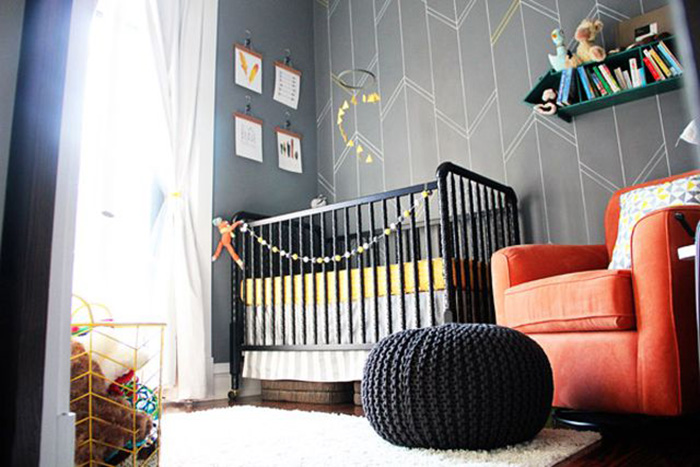 Idea económica para decorar pared de habitación infantil