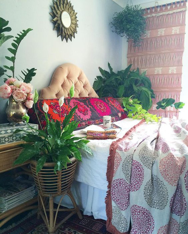 Un dormitorio bohochic / bohemio moderno