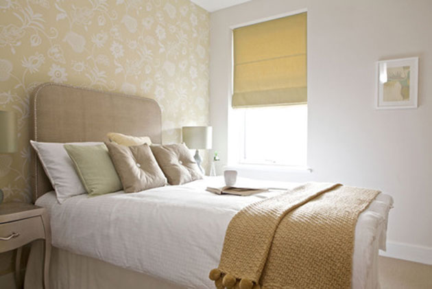 Dormitorio decorado y pintado en color lavanda