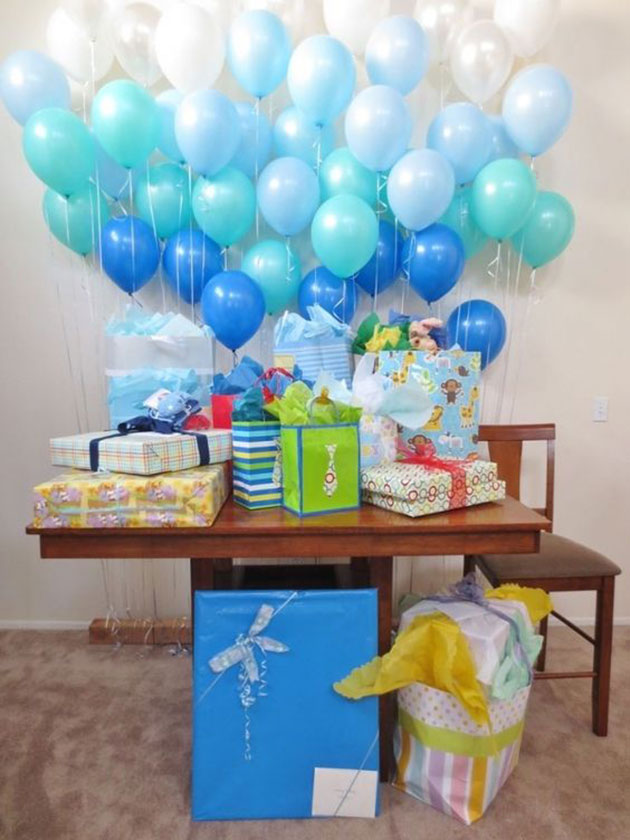 Fiesta baby shower decorada con globos