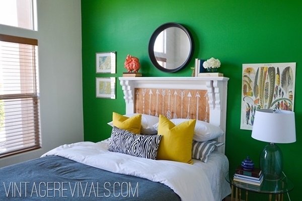 Un dormitorio, cuarto o habitación moderna pintada y decorada en tonos verdes