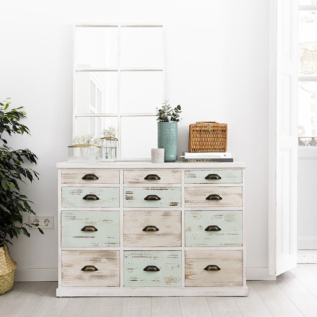 Un recibidor moderno con aire vintage de Kenay Home